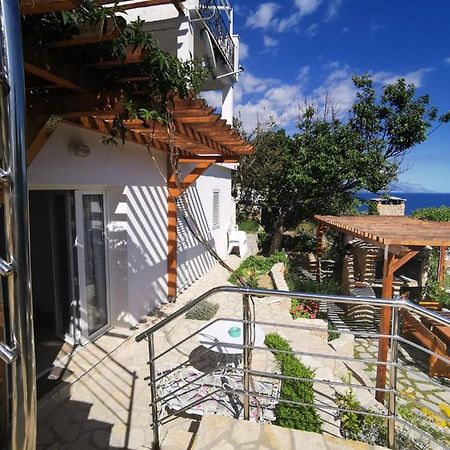 Apartments By The Sea Mimice, Omis - 14230 Eksteriør bilde