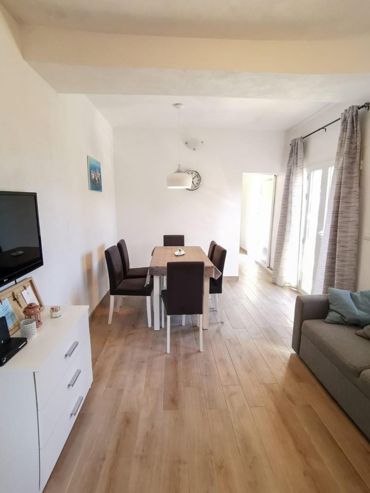 Apartments By The Sea Mimice, Omis - 14230 Rom bilde